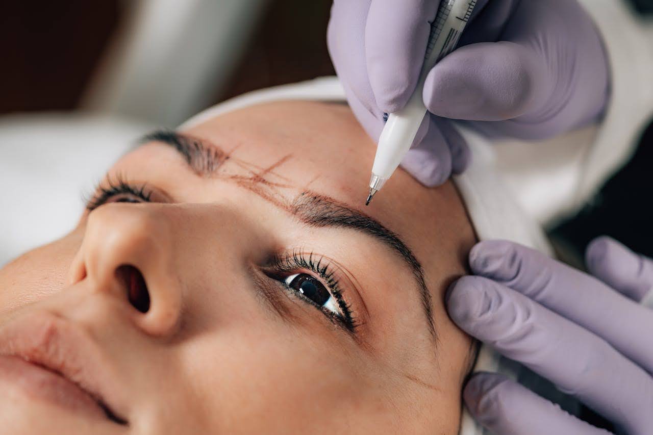 Microblading Eyebrows' Cost, Healing, Longevity
